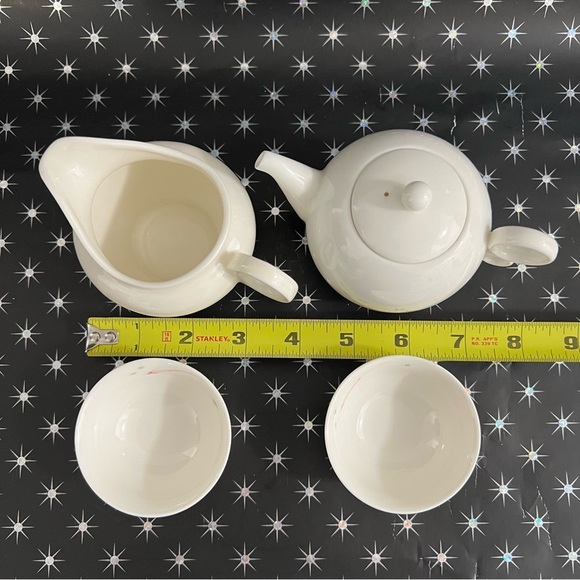 Porcelain Mini Tea Set - Picture 7 of 8